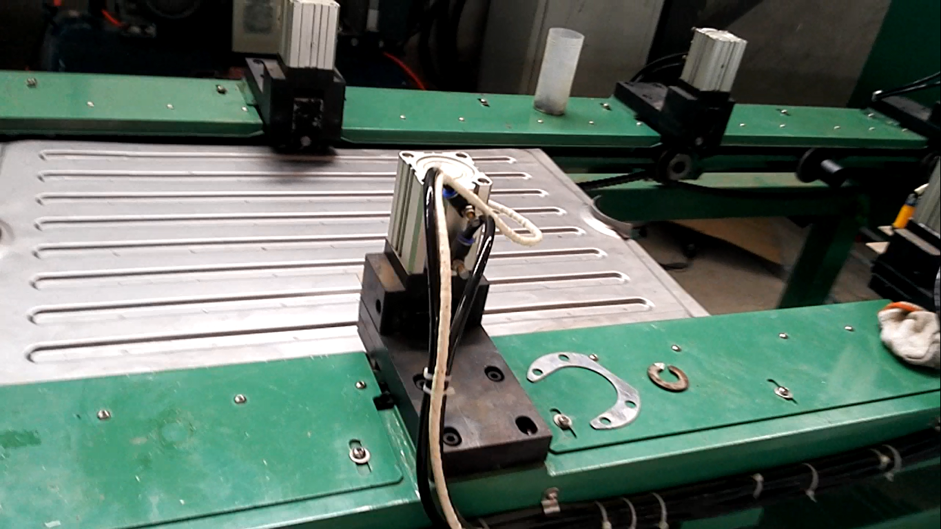 變壓器散熱片焊接線(xiàn)